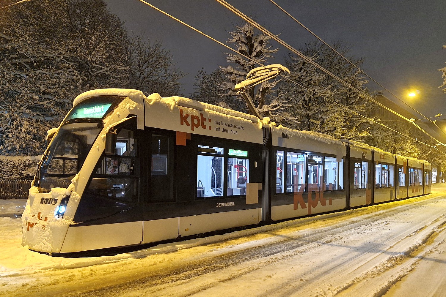 Берн, Siemens Combino XL № 670