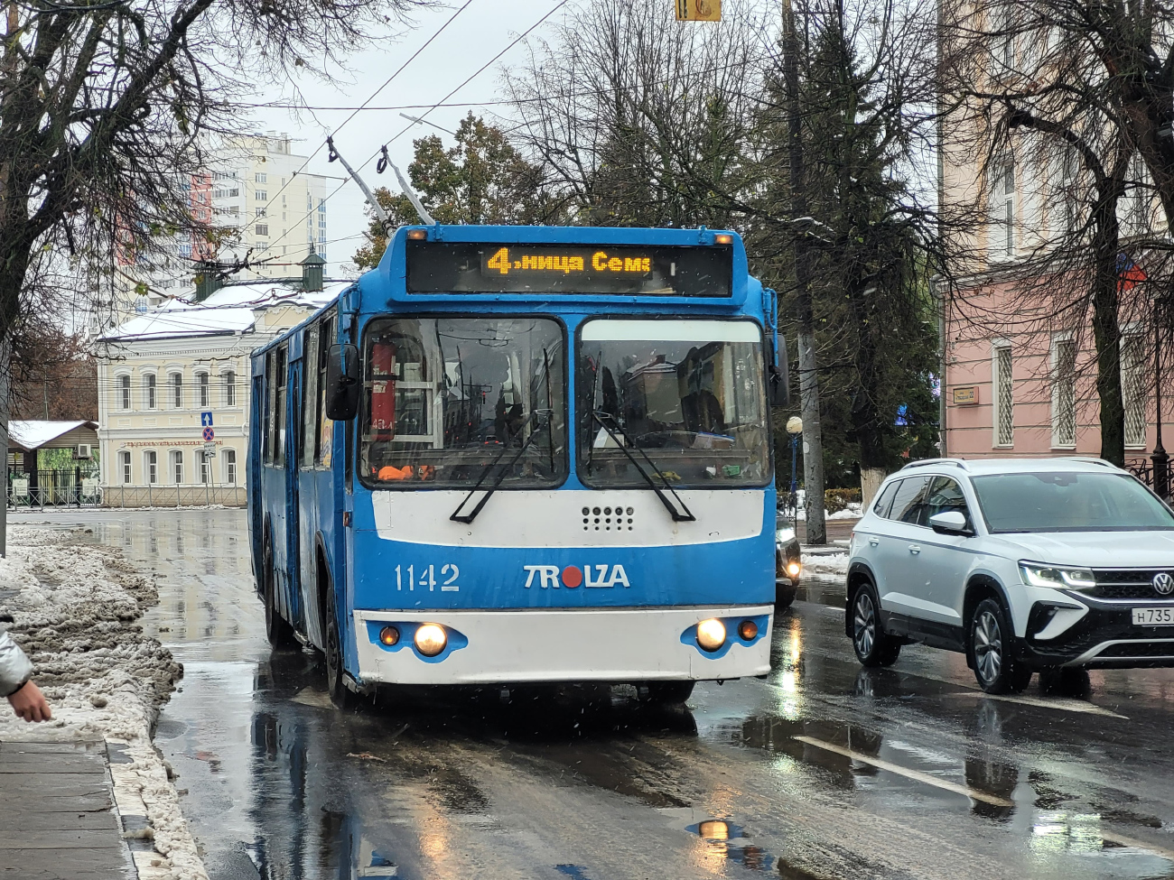 Орёл, ЗиУ-682Г-016.05 № 1142