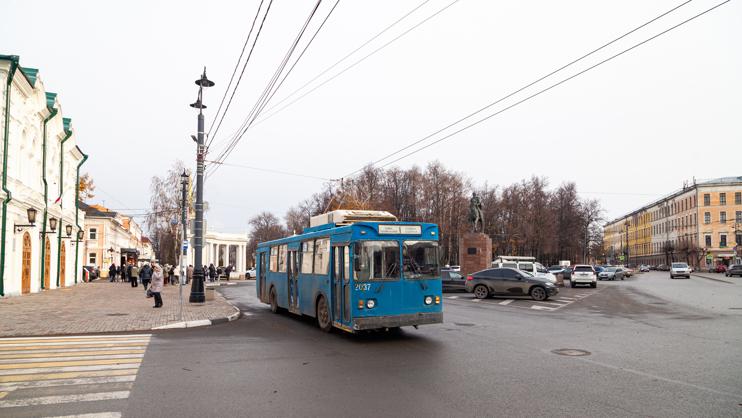 Рязань, ЗиУ-682ГМ1 (с широкой передней дверью) № 2037