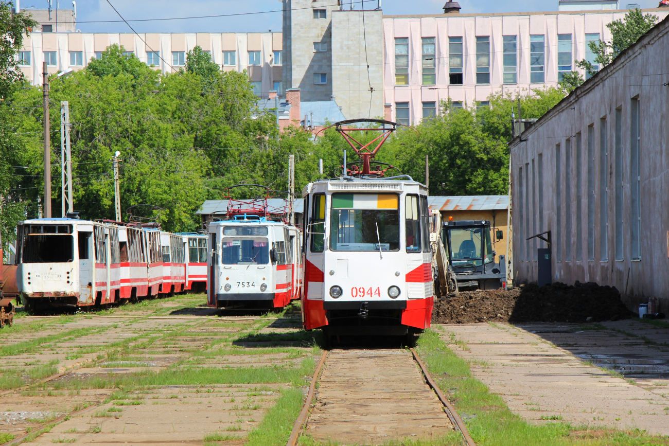 Санкт-Петербург, 71-605 (КТМ-5М3) № 0944