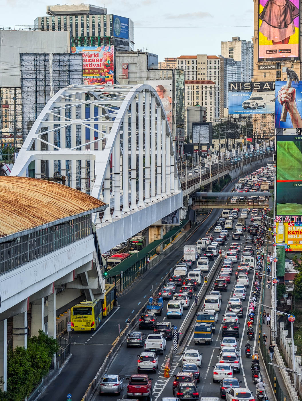 Манила — MRT-3 || Metrostar