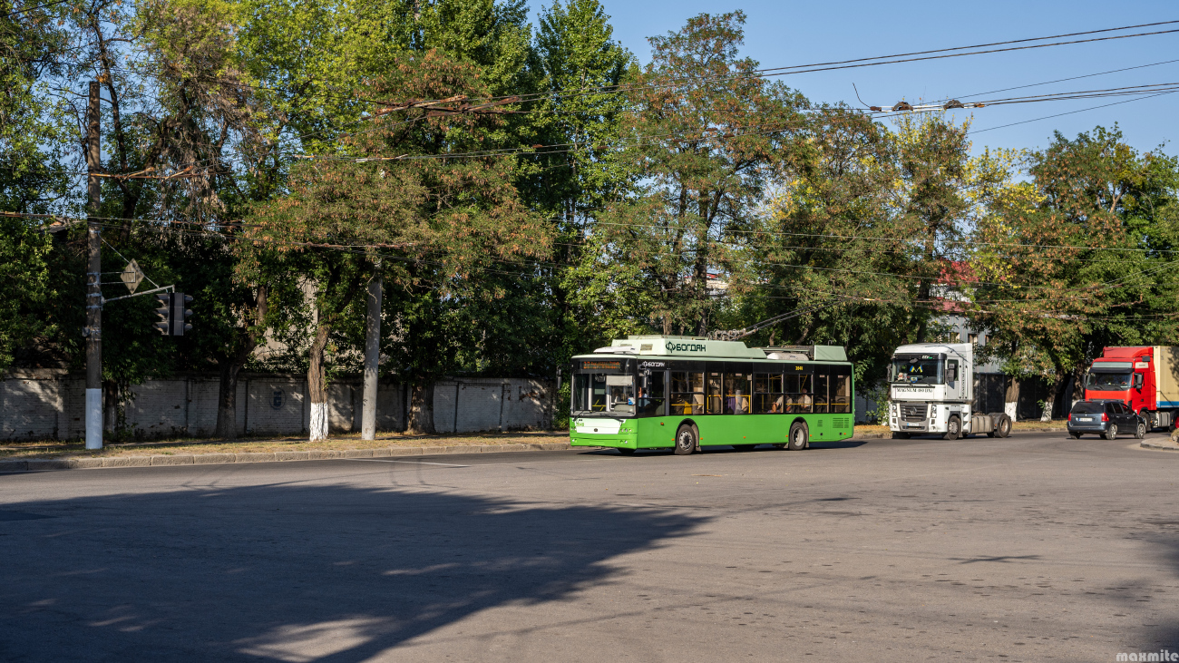 Харьков, Богдан Т70117 № 2648