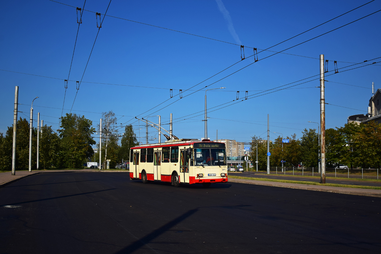 Вильнюс, Škoda 14Tr17/6M № 2671