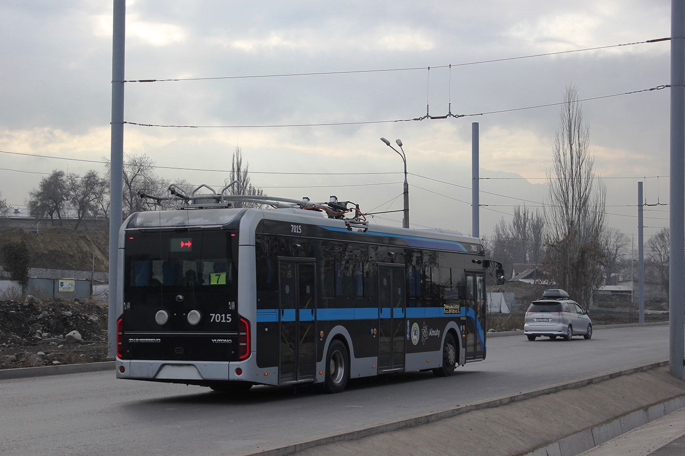 Almatõ, Yutong ZK6128BEVG (QazTehna) № 7015 Almatõ, Yutong ZK6128BEVG (QazTehna) № 7015