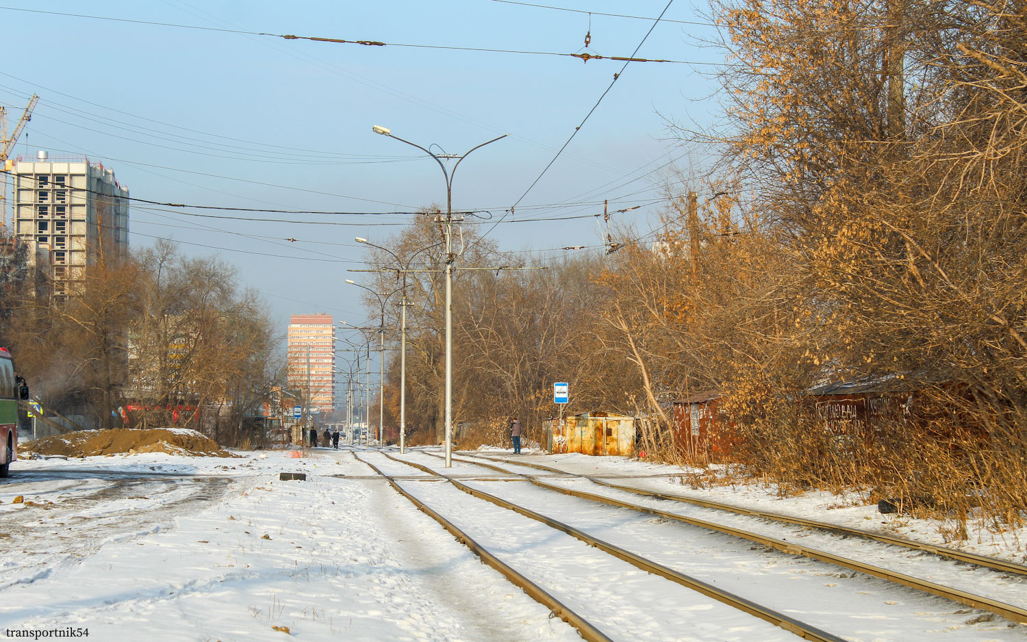 Nowosibirsk — Track properties and contact wire; Nowosibirsk — Tram road
