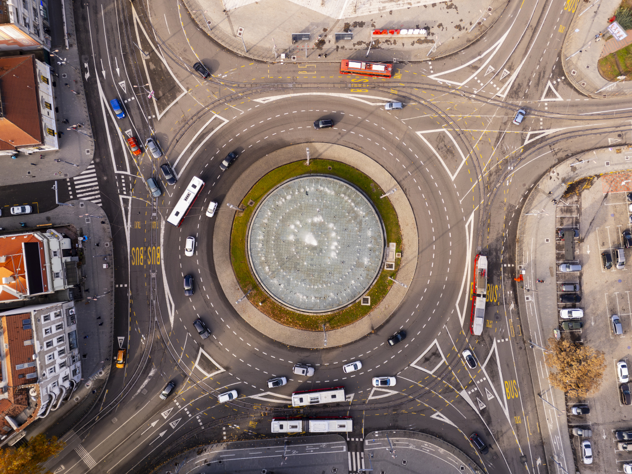 Белград — Трамвайные линии и инфраструктура; Белград — Троллейбусные линии и инфраструктура