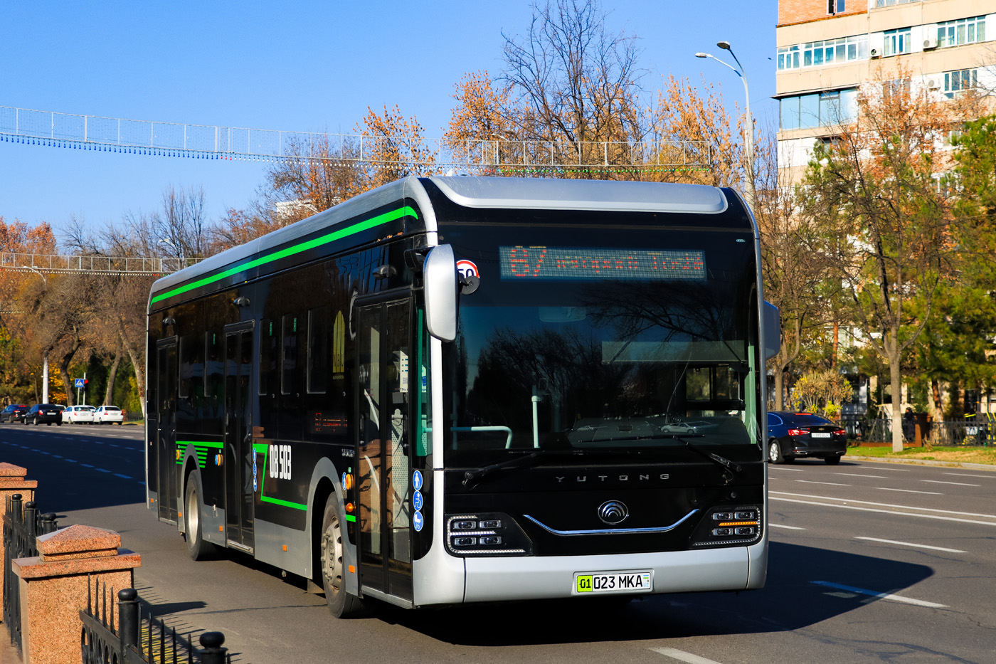 Tashkent, Yutong ZK6126BEVG Br. 08503