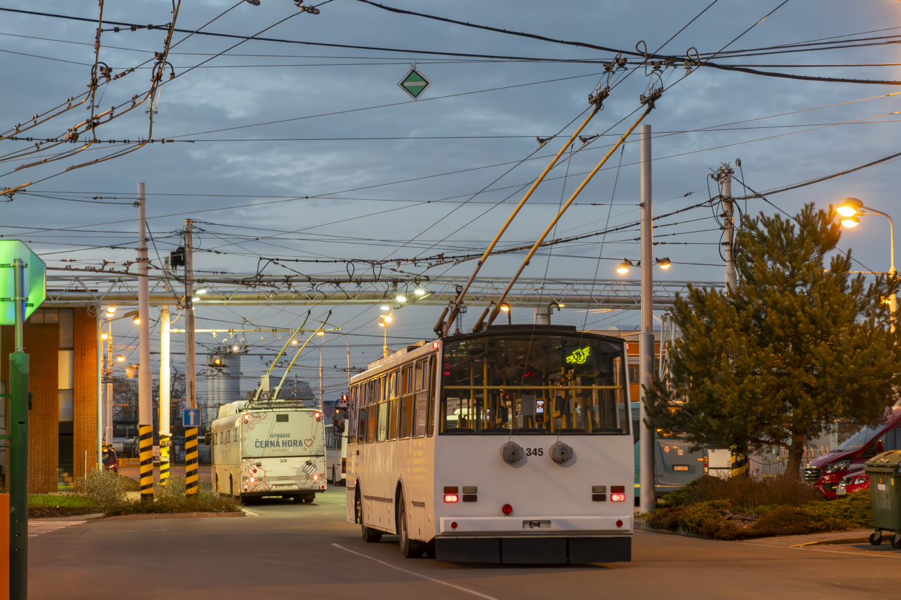Пардубице, Škoda 14TrM № 345