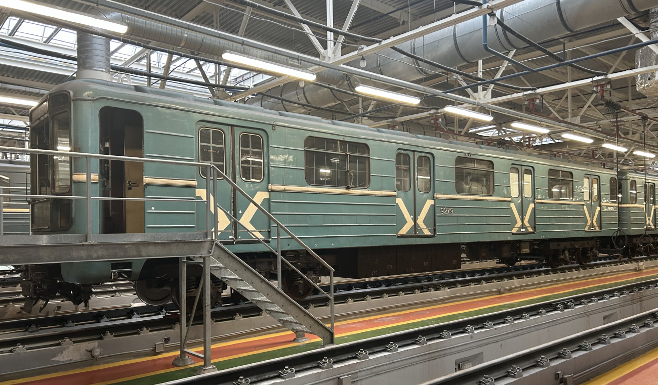 Москва, 81-717 (ММЗ) № 9279