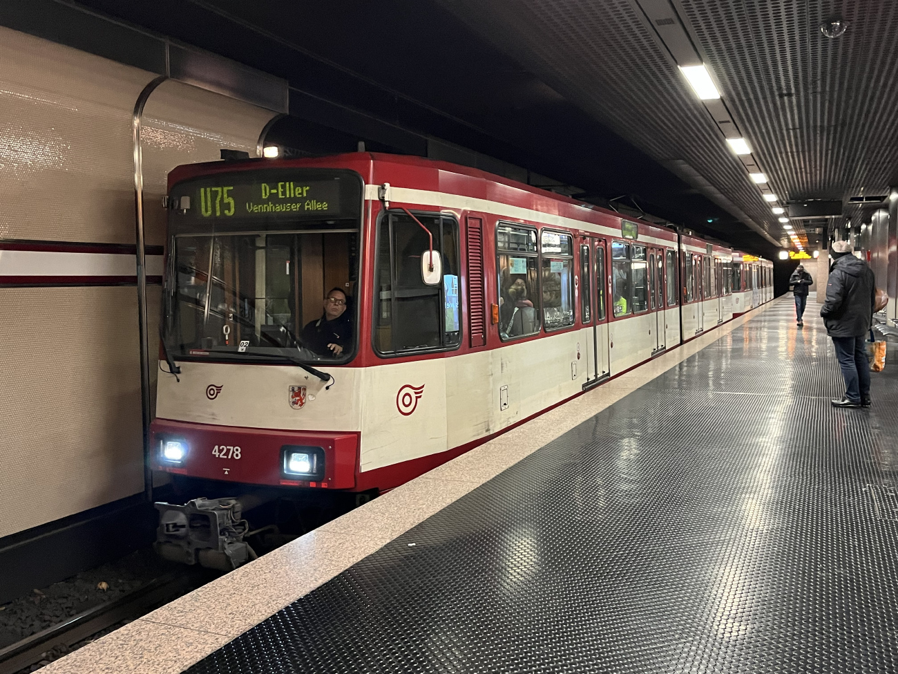 Дюссельдорф, Duewag B80D № 4278