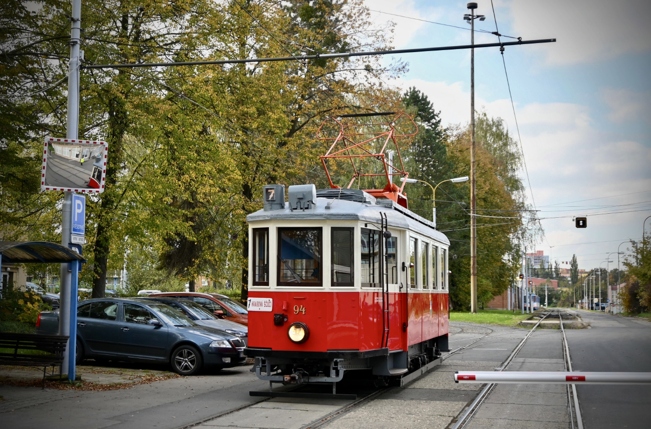 Острава, Двухосный моторный Vítkovice № 94; Острава — Трамвайное депо: Poruba
