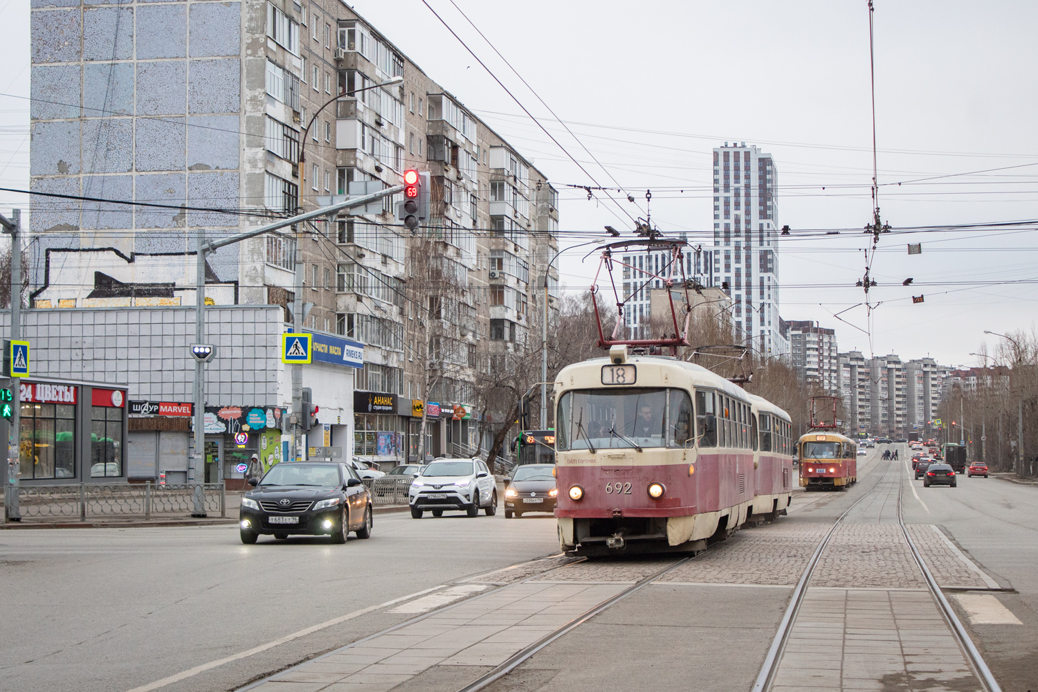 Jekaterinburg, Tatra T3SU Nr. 692