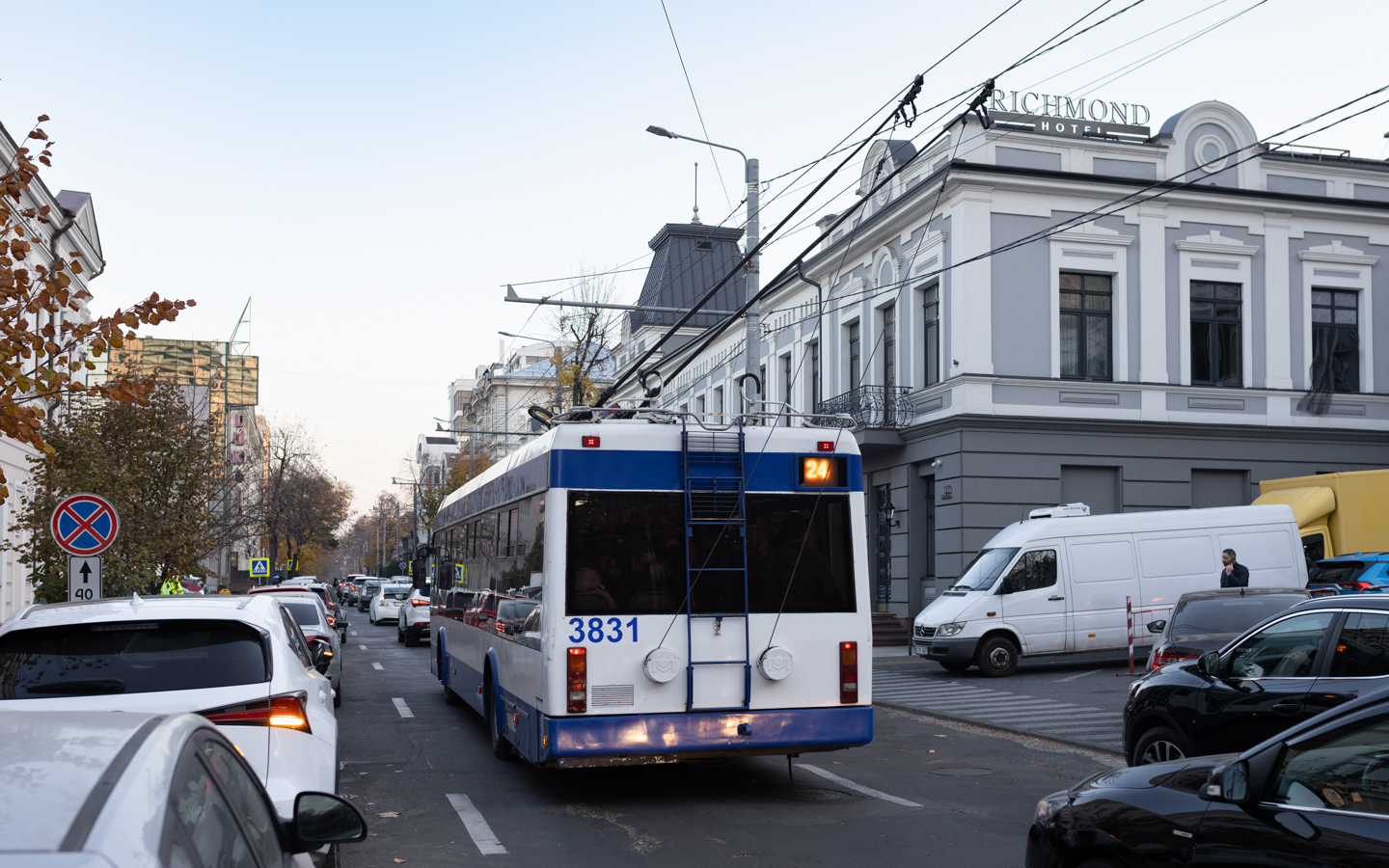 Кишинёв, БКМ 321 № 3831