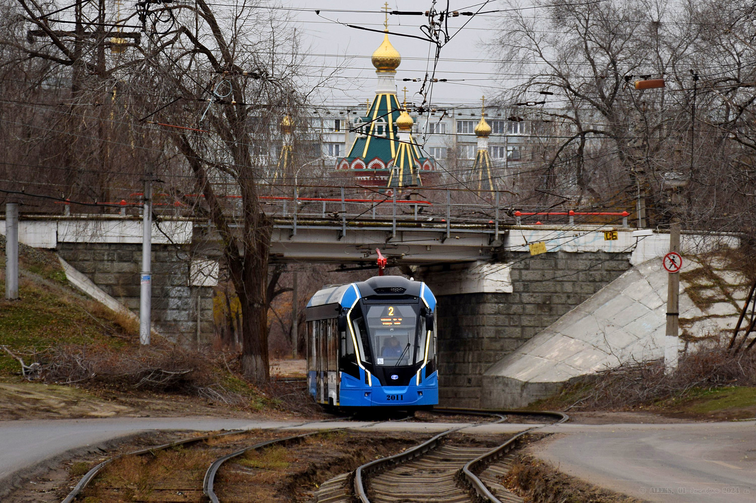 Волгоград, 71-911ЕМ «Львёнок» № 2011