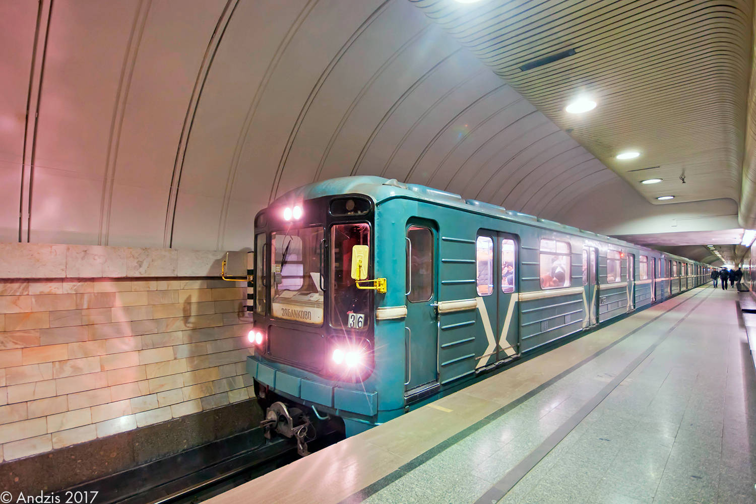 Moszkva, 81-717.5 (LVZ/VM) — 10199