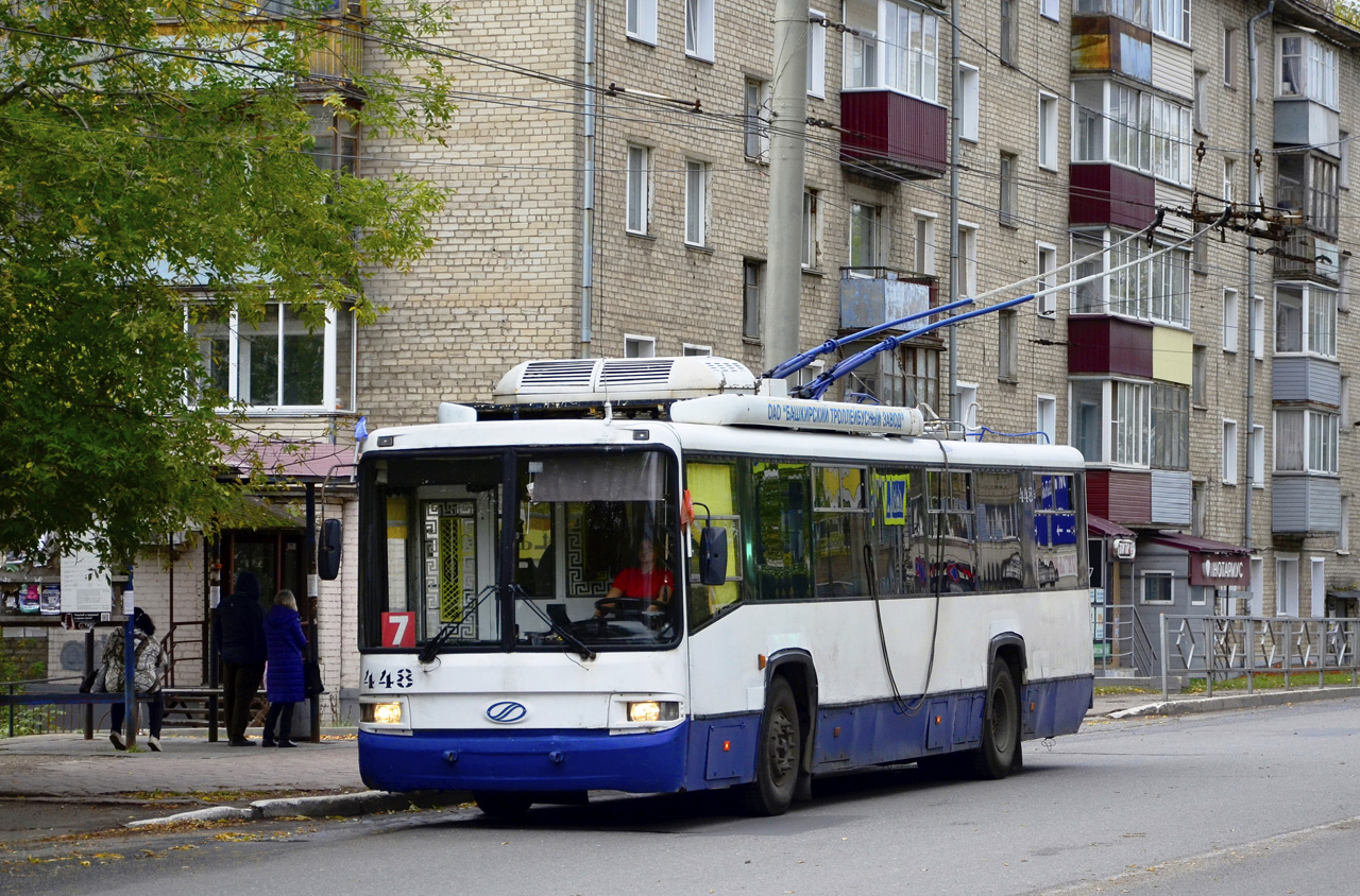 Киров, БТЗ-52767Р № 448