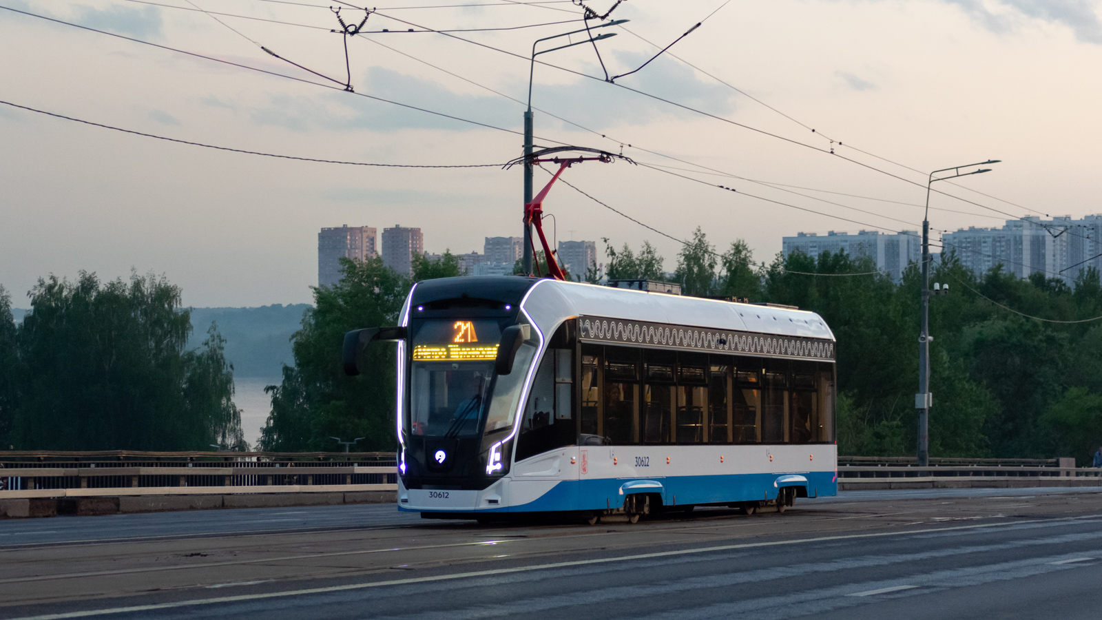 Москва, 71-911ЕМ «Львёнок» № 30612