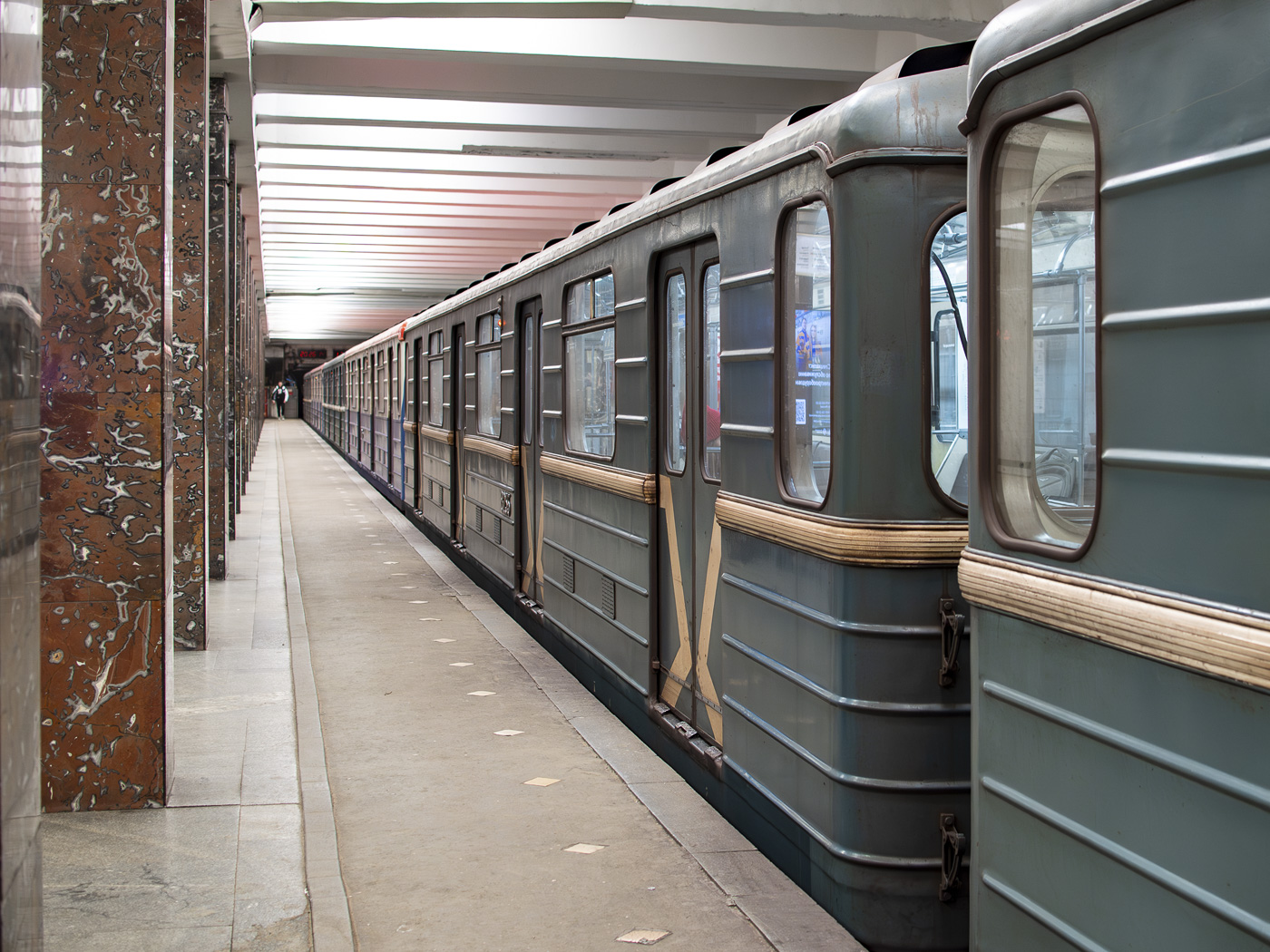 Москва, 81-714.5 (ЛВЗ/ВМ) № 8235