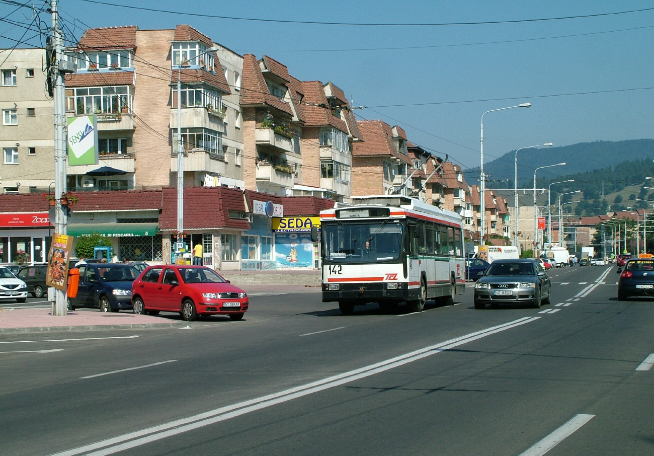 Пьятра-Нямц, Berliet ER100 № 142