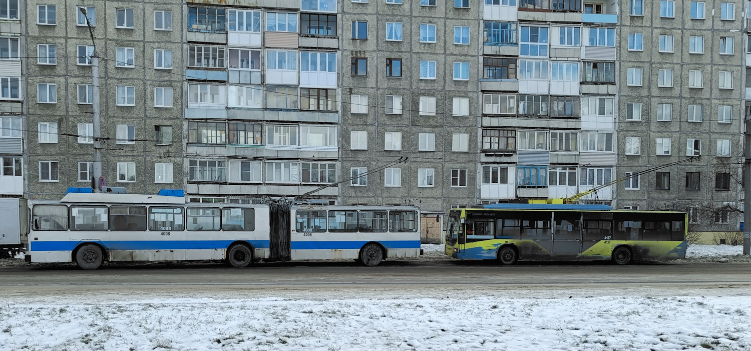 Barnaul, ZiU-683 KVR BTRM № 4008; Barnaul, VMZ-5298.01 “Avangard” № 4137