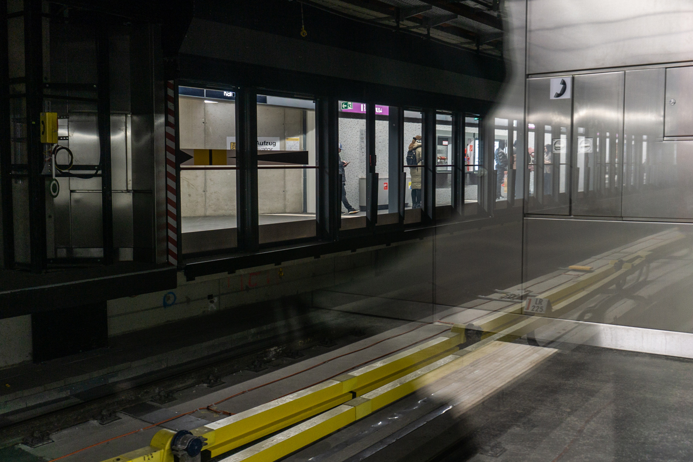 Wien — U-Bahn — line U2
