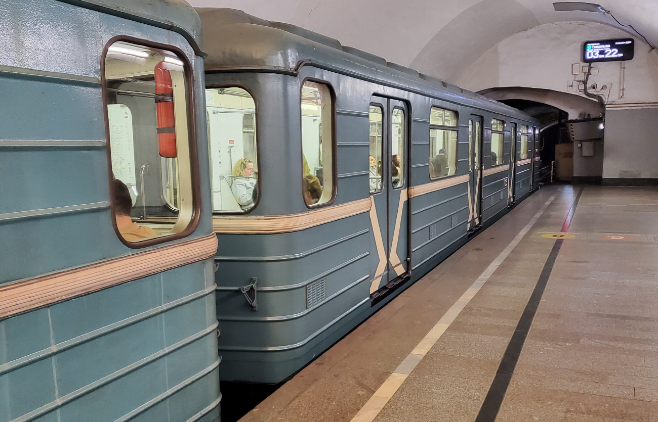 Moszkva, 81-717.5 (LVZ/VM) — 10131