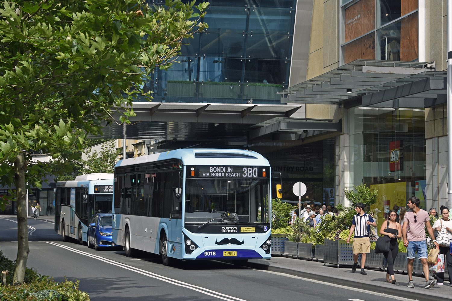 Sydney, Custom Denning Element 2 Br. 9018