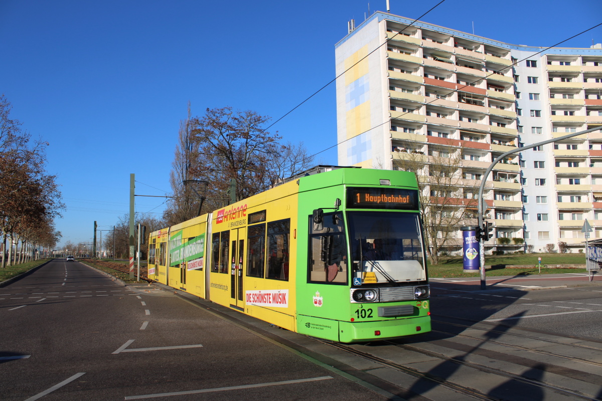 Бранденбург-на-Хафеле, Duewag MGT6D № 102