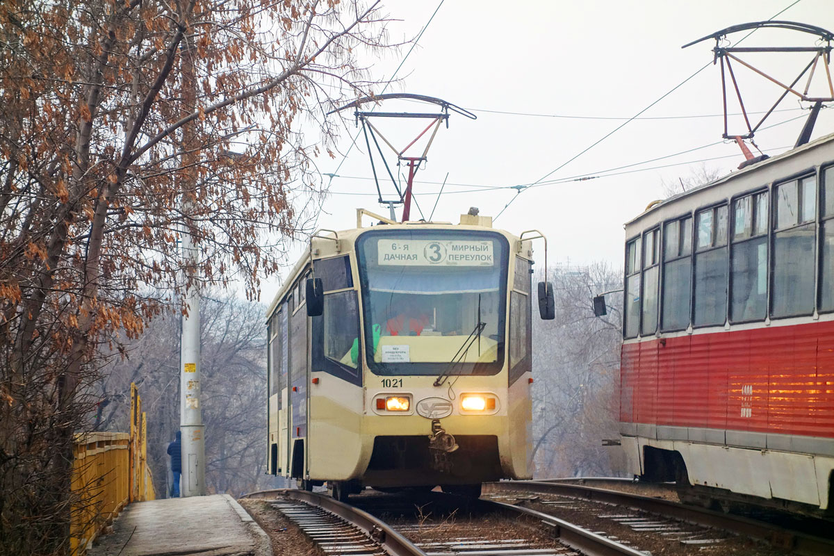 Saratow, 71-619KT Nr. 1021