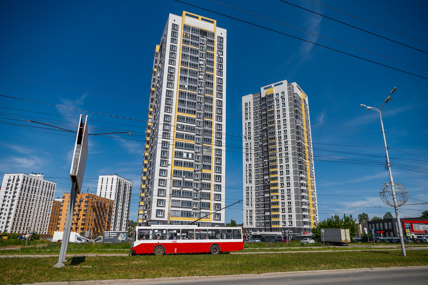 Ижевск, ВМЗ-5298-22 № 1360