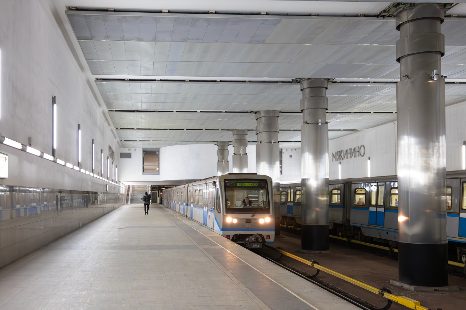 Москва, 81-740.4 «Русич» № 0254