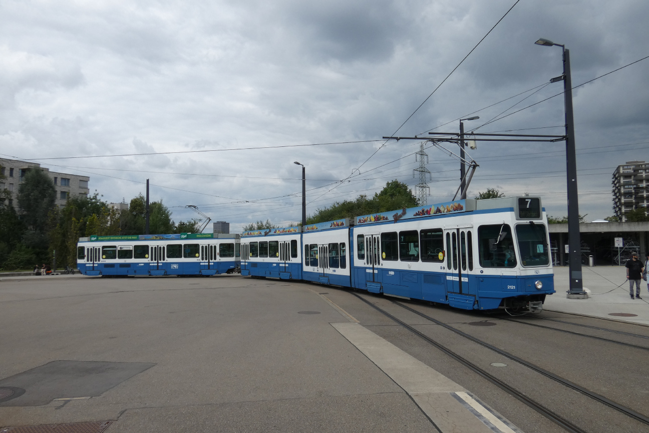Zurich, SWP/SIG/ABB Be 4/8 "Tram 2000 Sänfte" № 2121