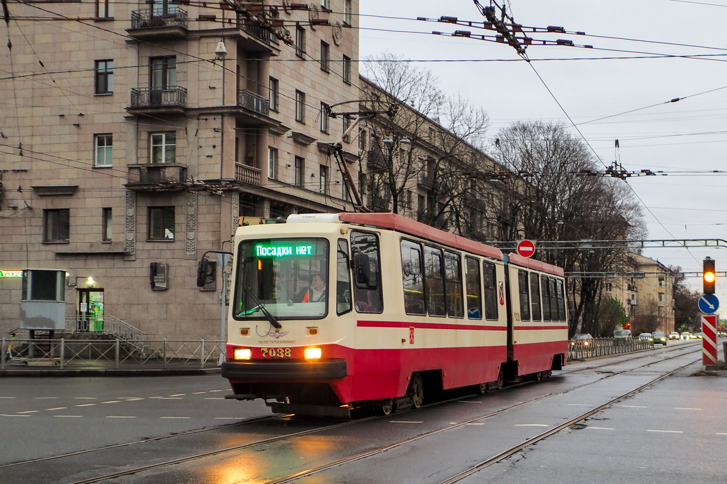 Saint-Petersburg, LVS-86M2 Br. 7038 Saint-Petersburg, LVS-86M2 Br. 7038