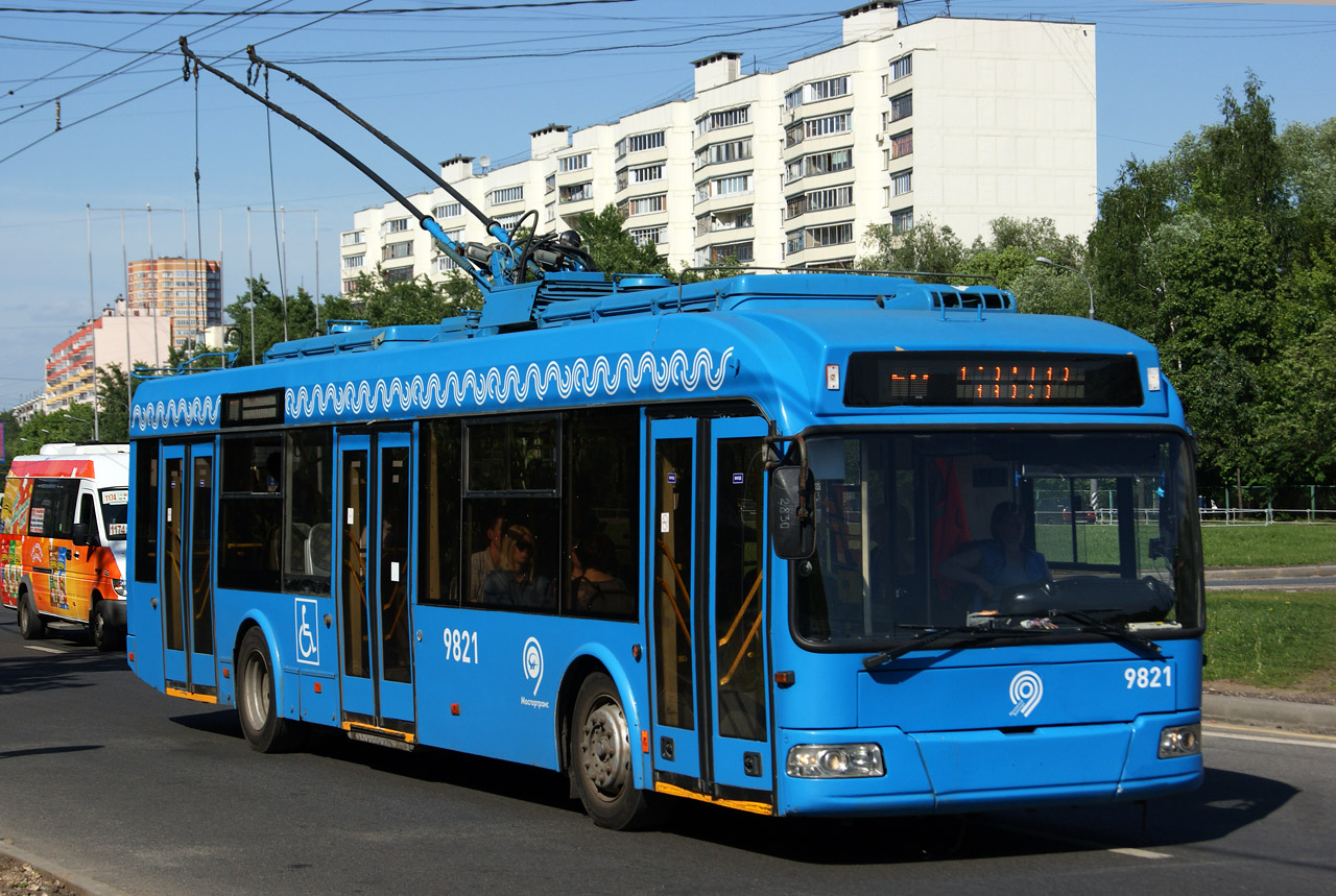 Moskva, BKM 321 № 9821