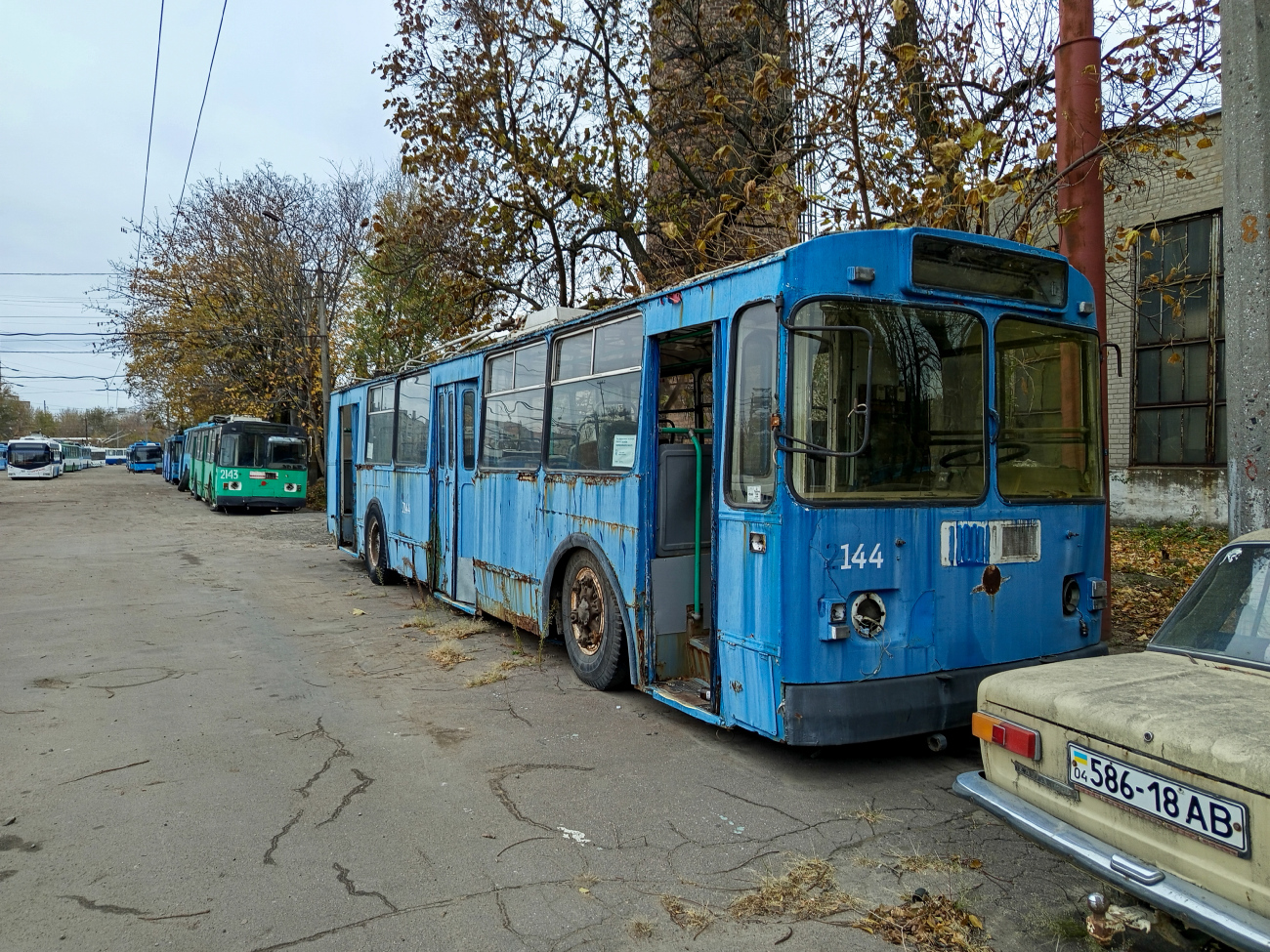 Днепр, ЗиУ-682Г-016 (018) № 2144