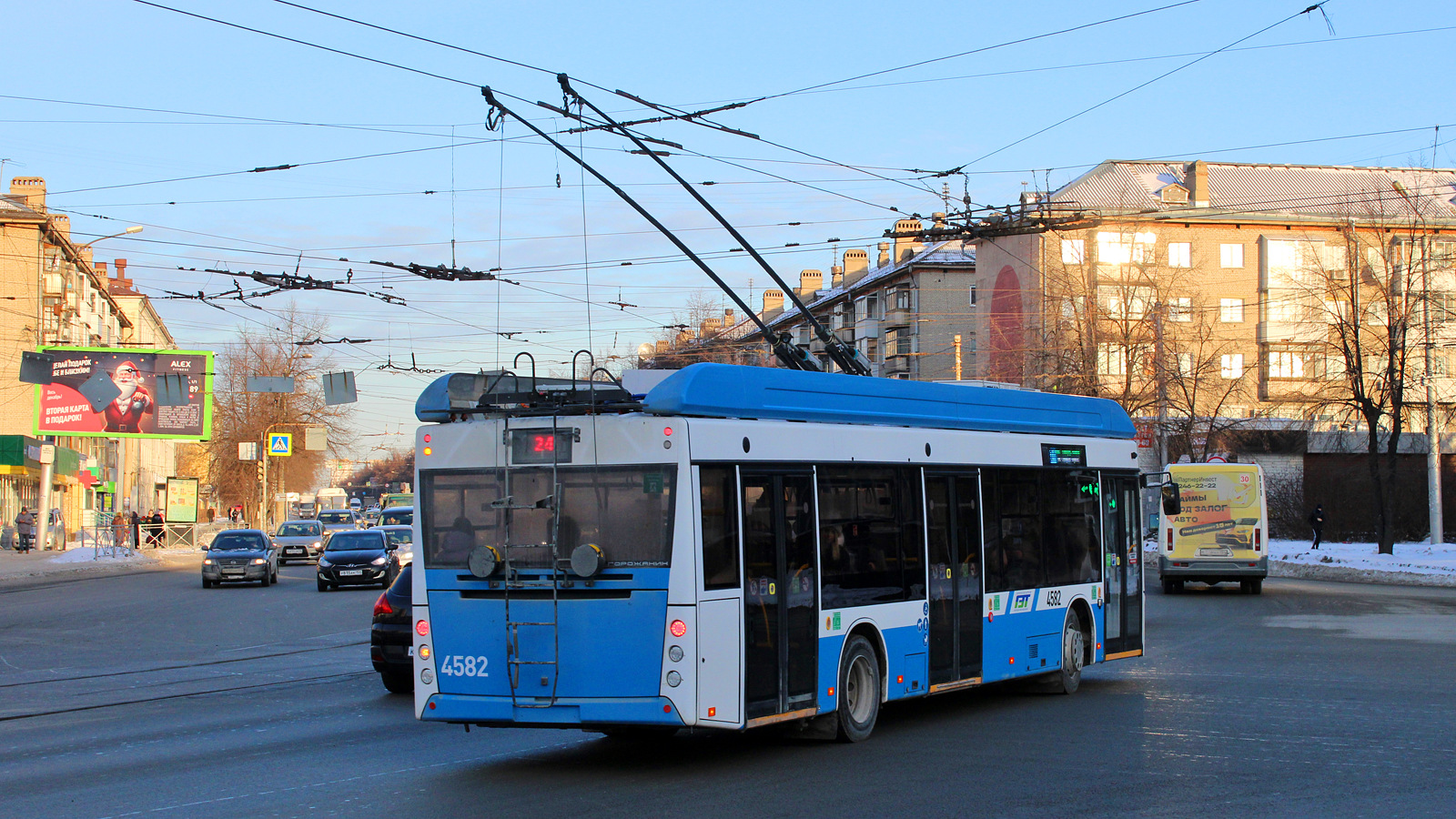 Новосибирск, УТТЗ-6241.01 «Горожанин» № 4582