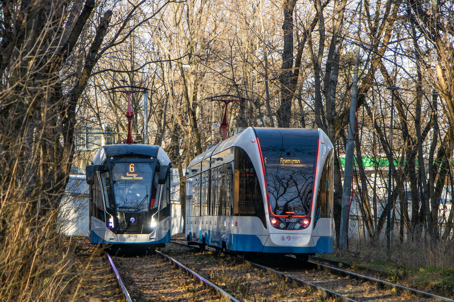 Moskau, 71-931M “Vityaz-M” Nr. 31420; Moskau, 71-931M “Vityaz-M” Nr. 31451
