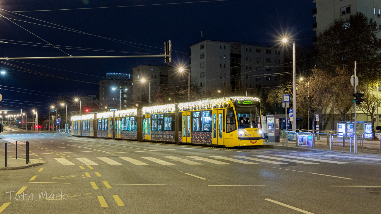 Будапешт, Siemens Combino Supra NF12B № 2038; Будапешт — Рождественский транспорт