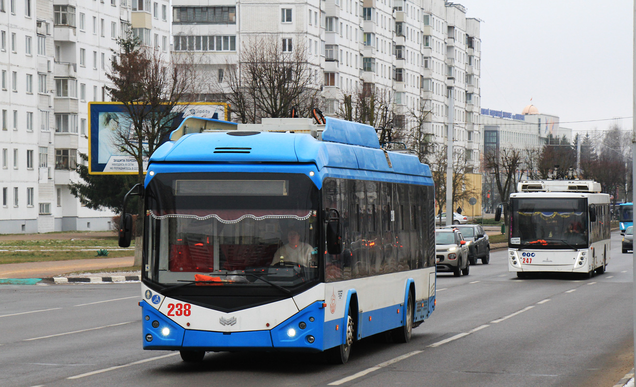 Витебск, БКМ 32100D № 238