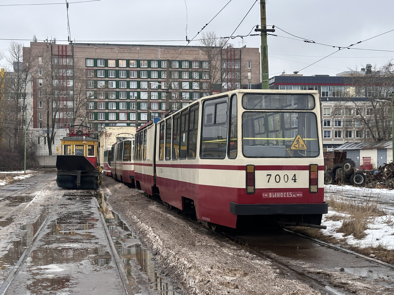 Saint-Petersburg, LVS-86K № 7004 Saint-Petersburg, LVS-86K № 7004