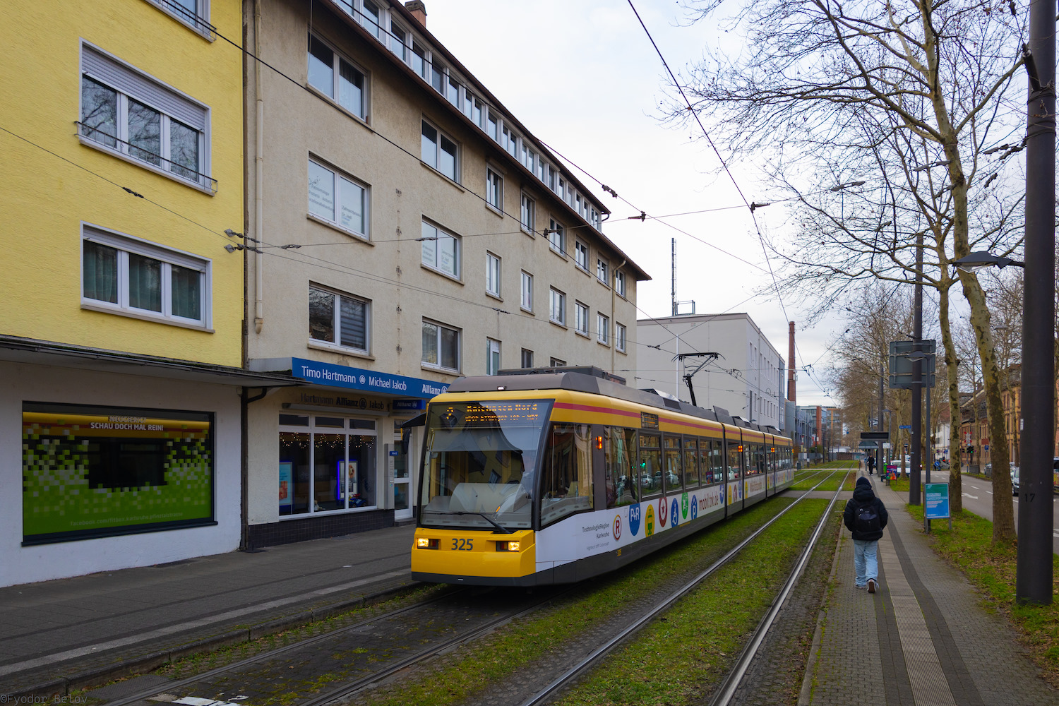 Карлсруэ, Siemens GT8-70DN № 325