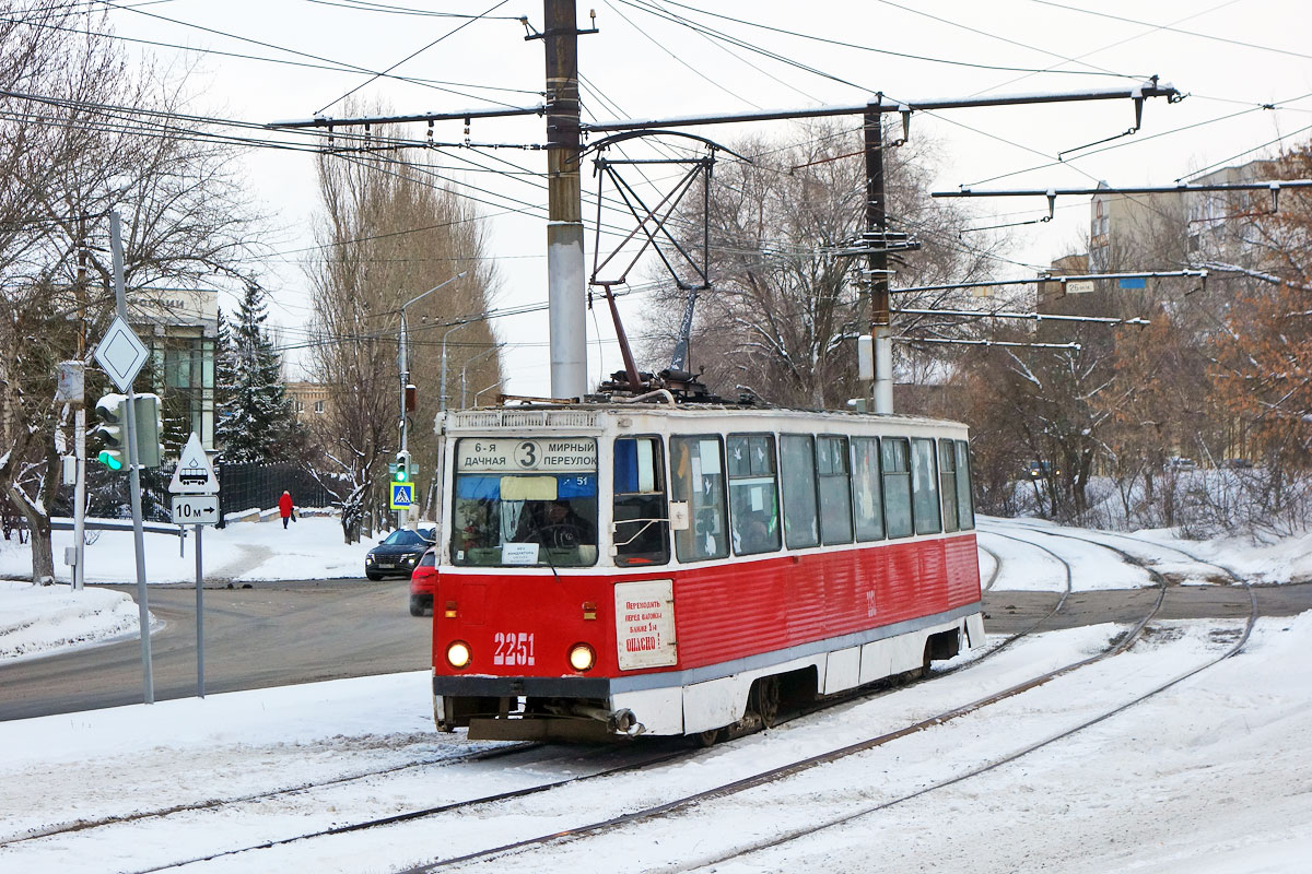 Саратов, 71-605 (КТМ-5М3) № 2251