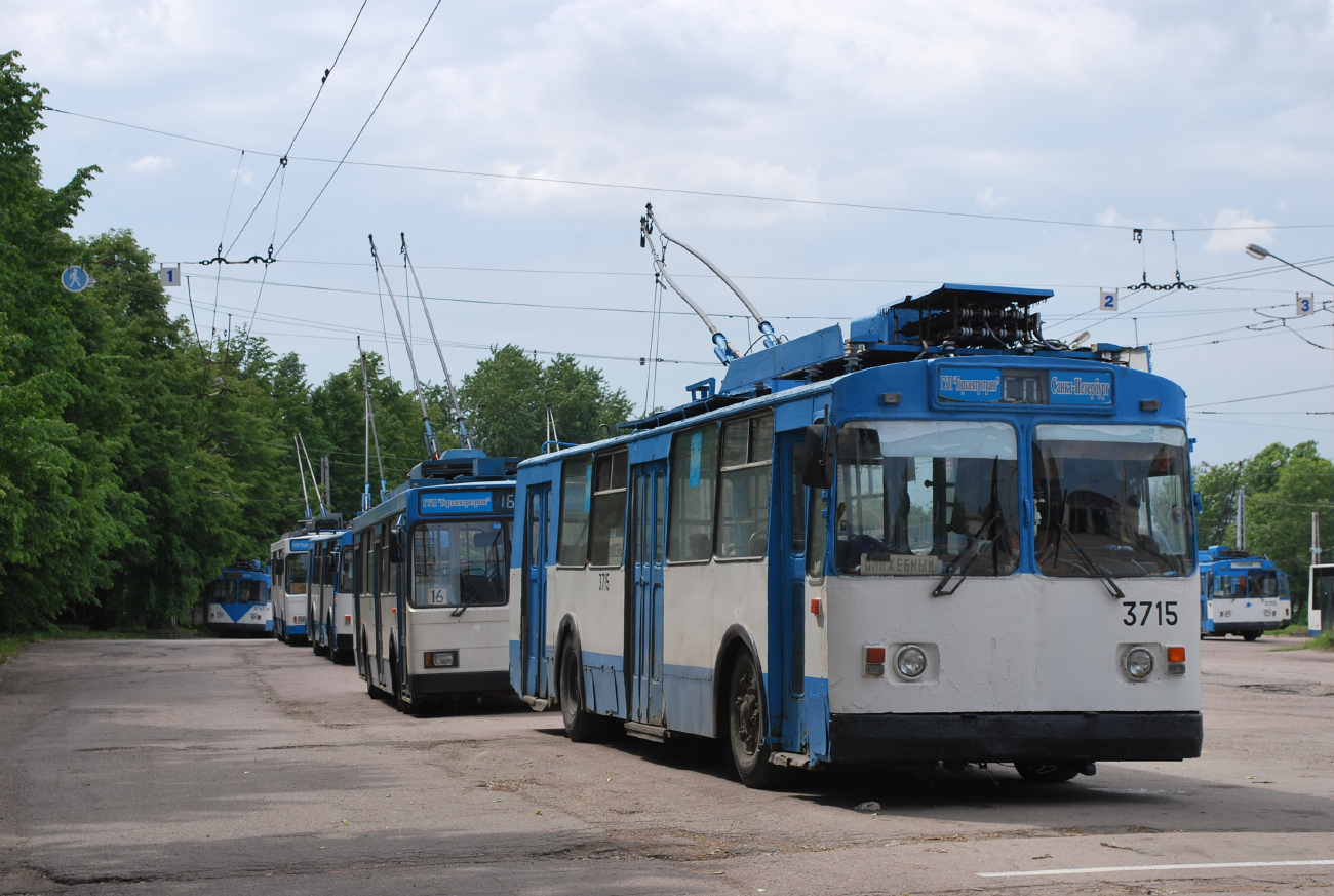 Saint-Petersburg, ZiU-682V [V00] č. 3715