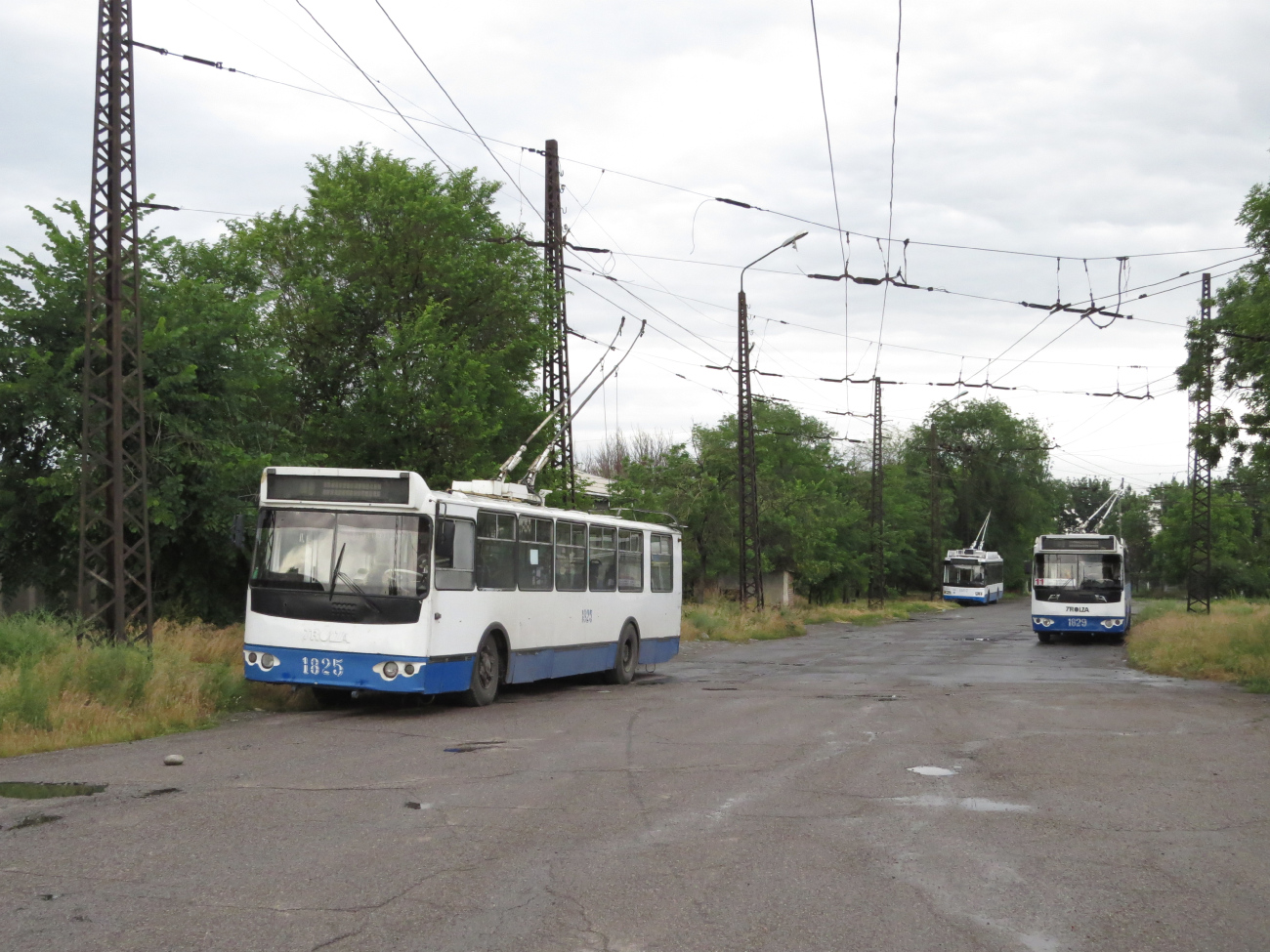 Бишкек, ЗиУ-682Г-016.05 № 1825