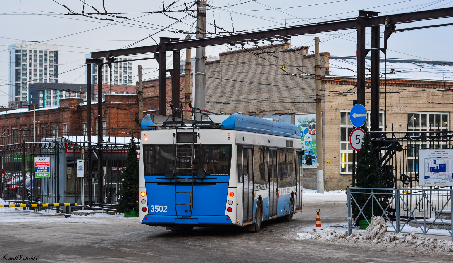 Новосибирск, УТТЗ-6241.01 «Горожанин» № 3502