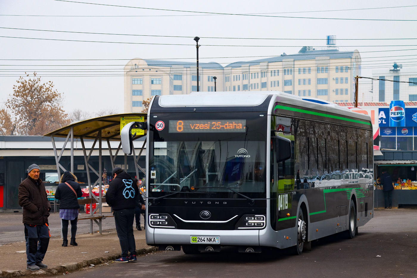 Ташкент, Yutong ZK6126BEVG № 04119