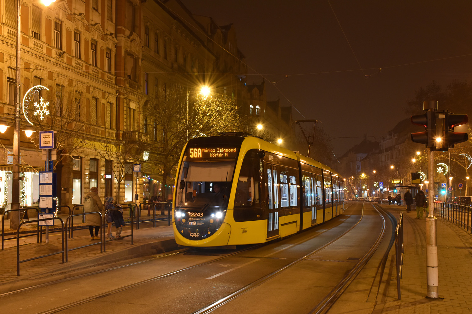 Budapest, CAF Urbos 3 Nr. 2243