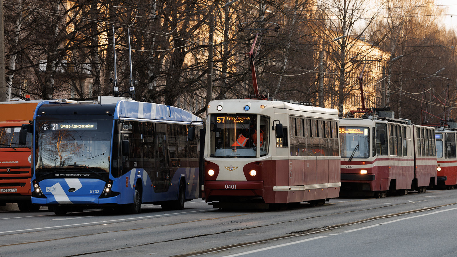 Санкт-Петербург, ЛМ-68М2 (мод. СПб ГЭТ) № 0401