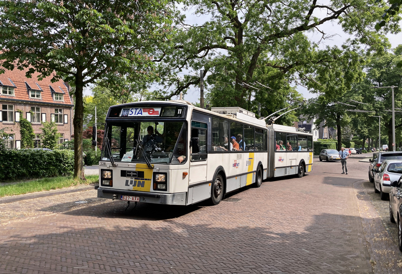 Арнем, Van Hool AG 280T № 11 (228)