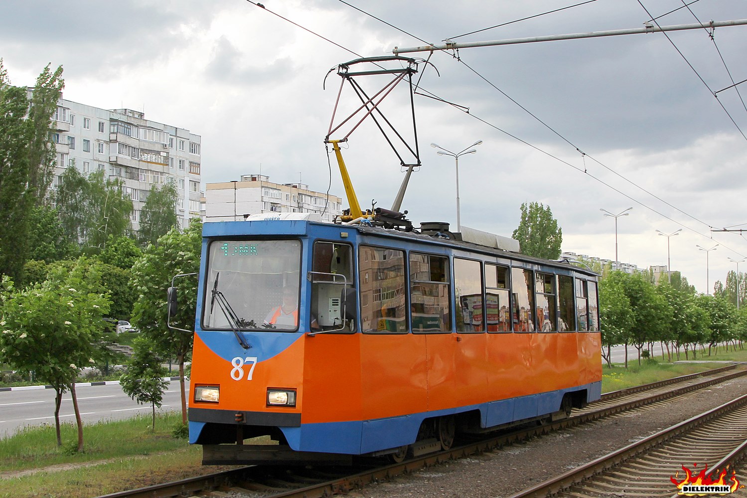 Старый Оскол, 71-605 (КТМ-5М3) № 87; Старый Оскол — Нестандартные схемы окраски